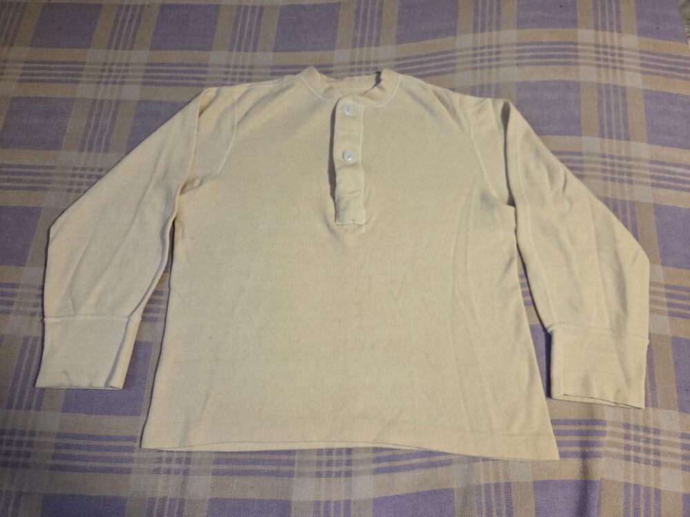 Vintage 60s 70s US Military Thermal Henley Shirt Mens Undershirt Wool Blend
